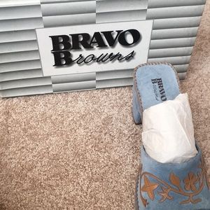 Bravo Browns heels